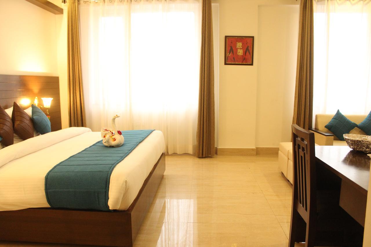 Holiday Hill Hotel Rishikesh
