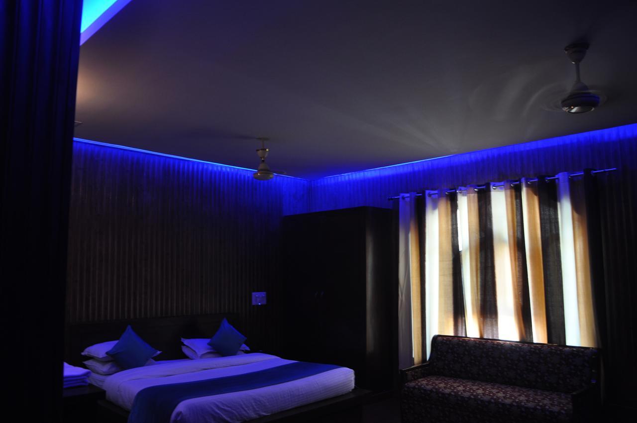 Hotel Oyo 9094 The Shivaay *