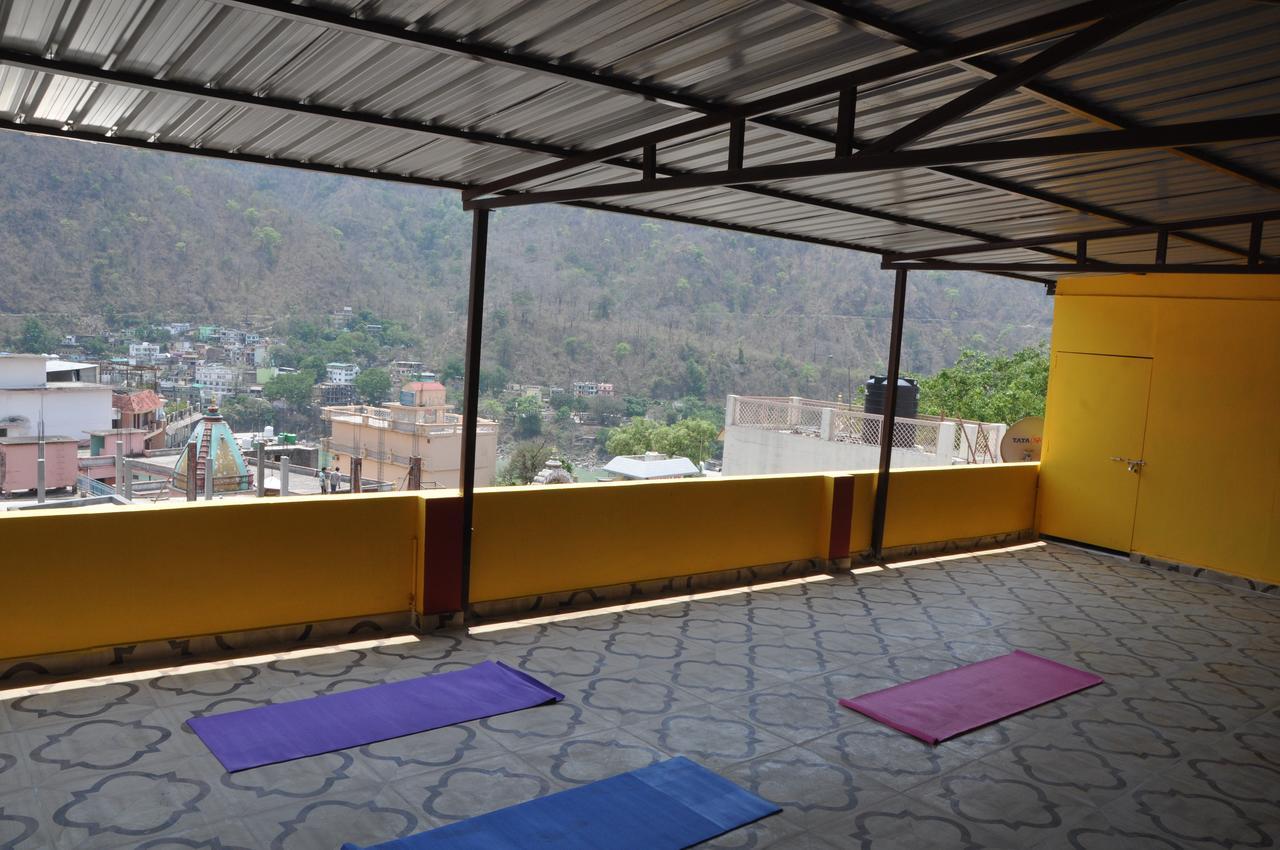 Hotel Oyo 9094 The Shivaay *