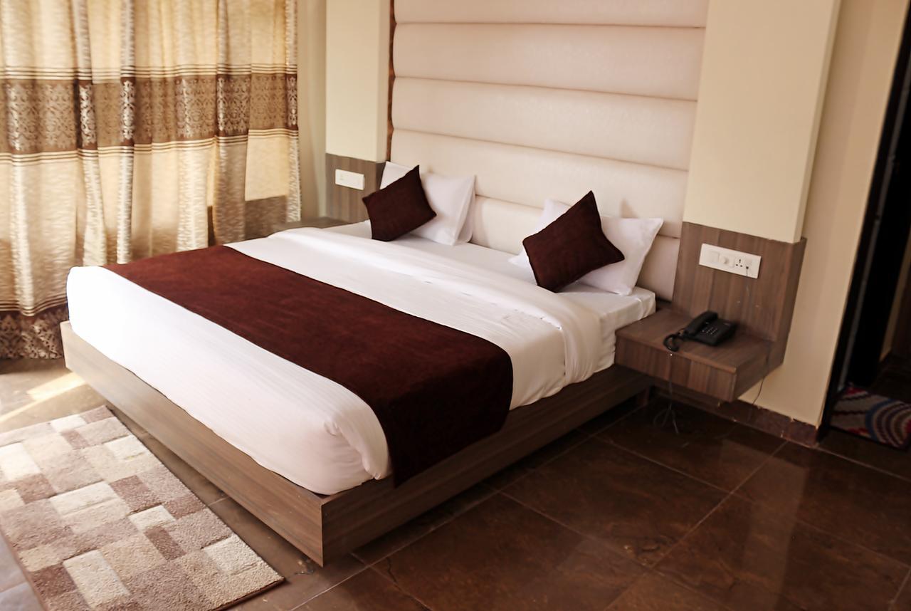 Trihari Rishikesh