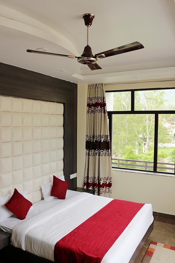 Hotel Trihari Rishikesh