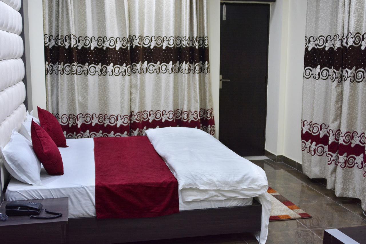 Hotel Trihari Rishikesh