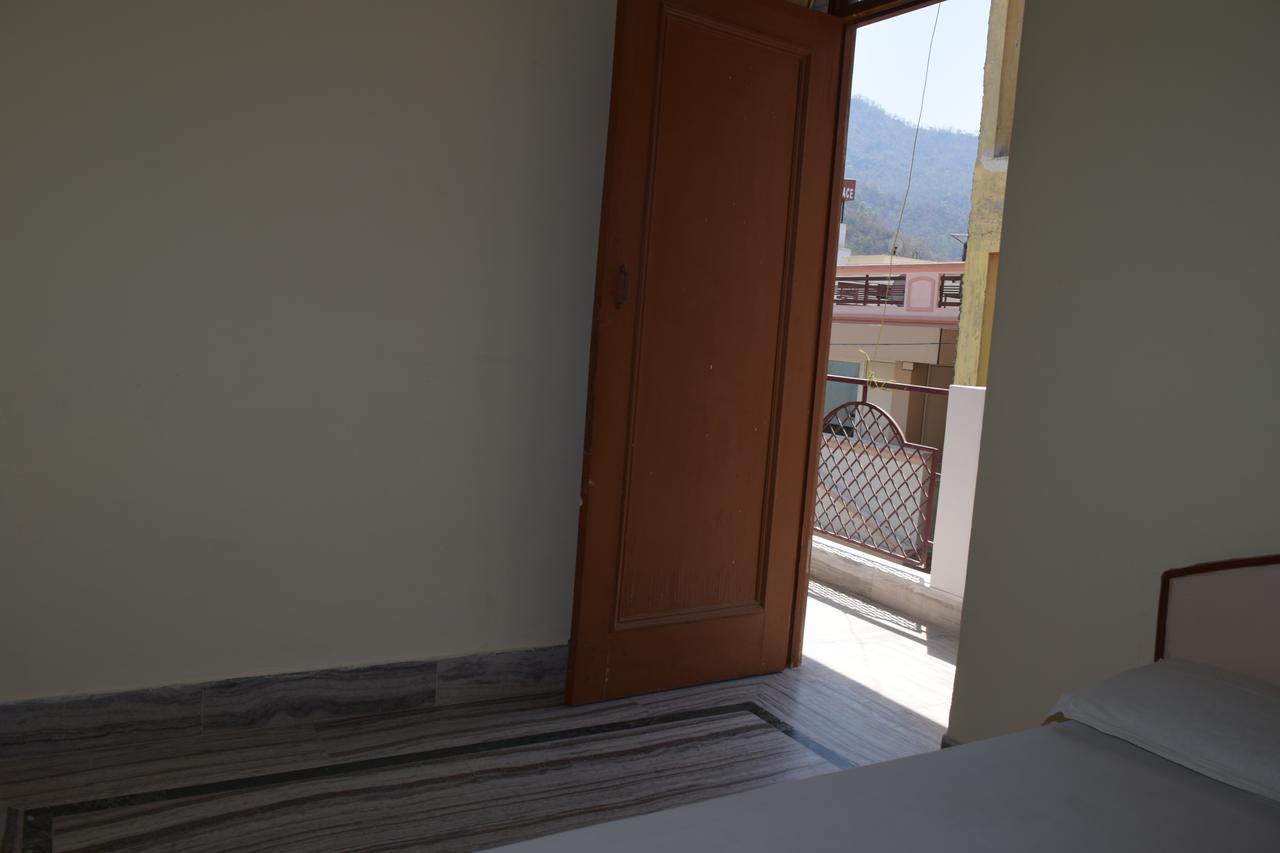 Raj Palace Hotel Rishikesh