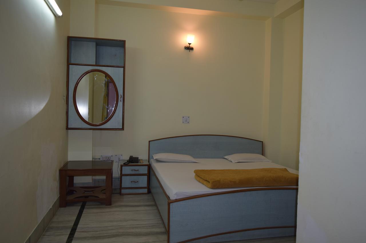 Hotel Raj Palace Rishikesh