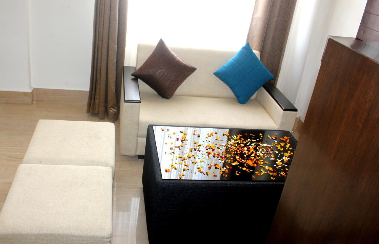 Hotel Holiday Hill 3*