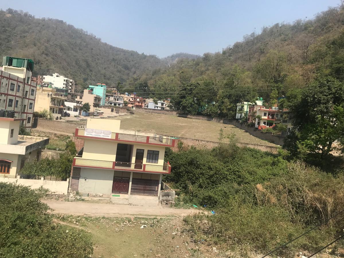 Shiv Hotel