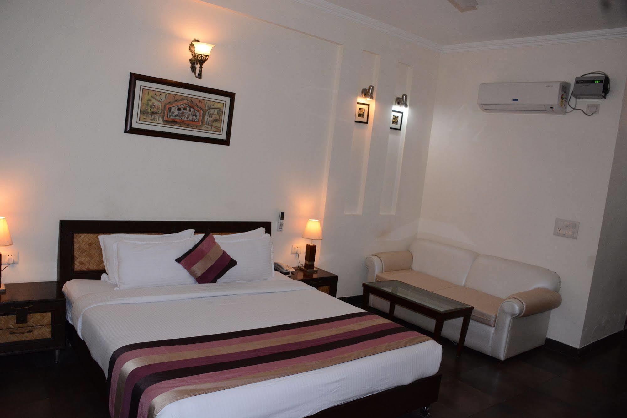 Resort Naturoville Ayurvedic And Yoga Retreat Rishikesh