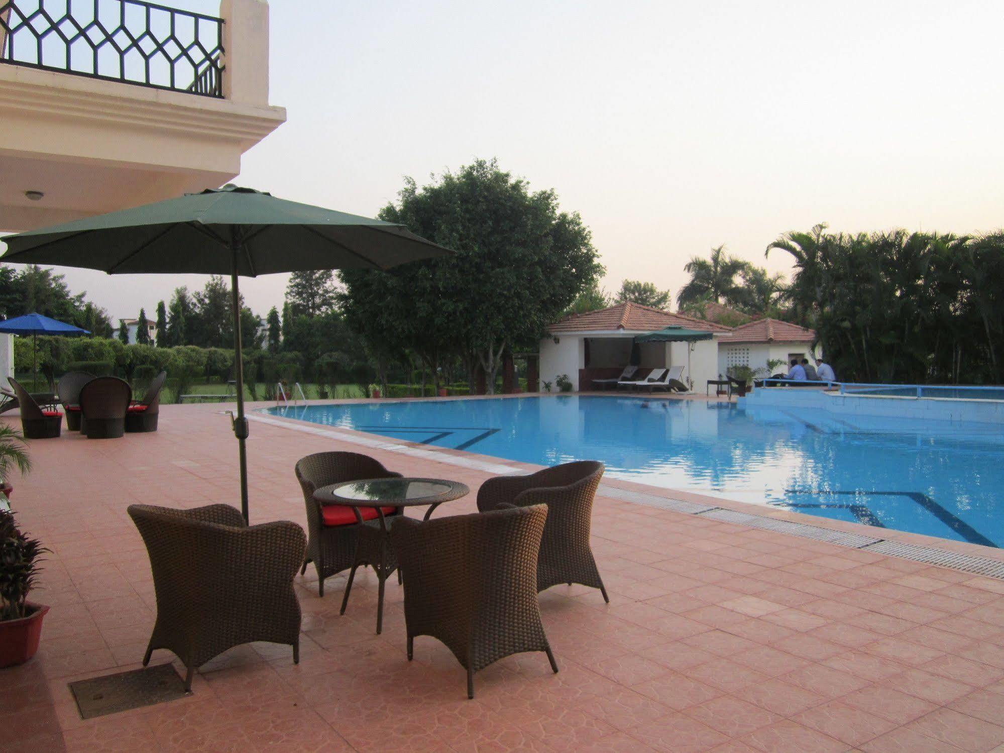 Resort Naturoville Ayurvedic And Yoga Retreat 4*