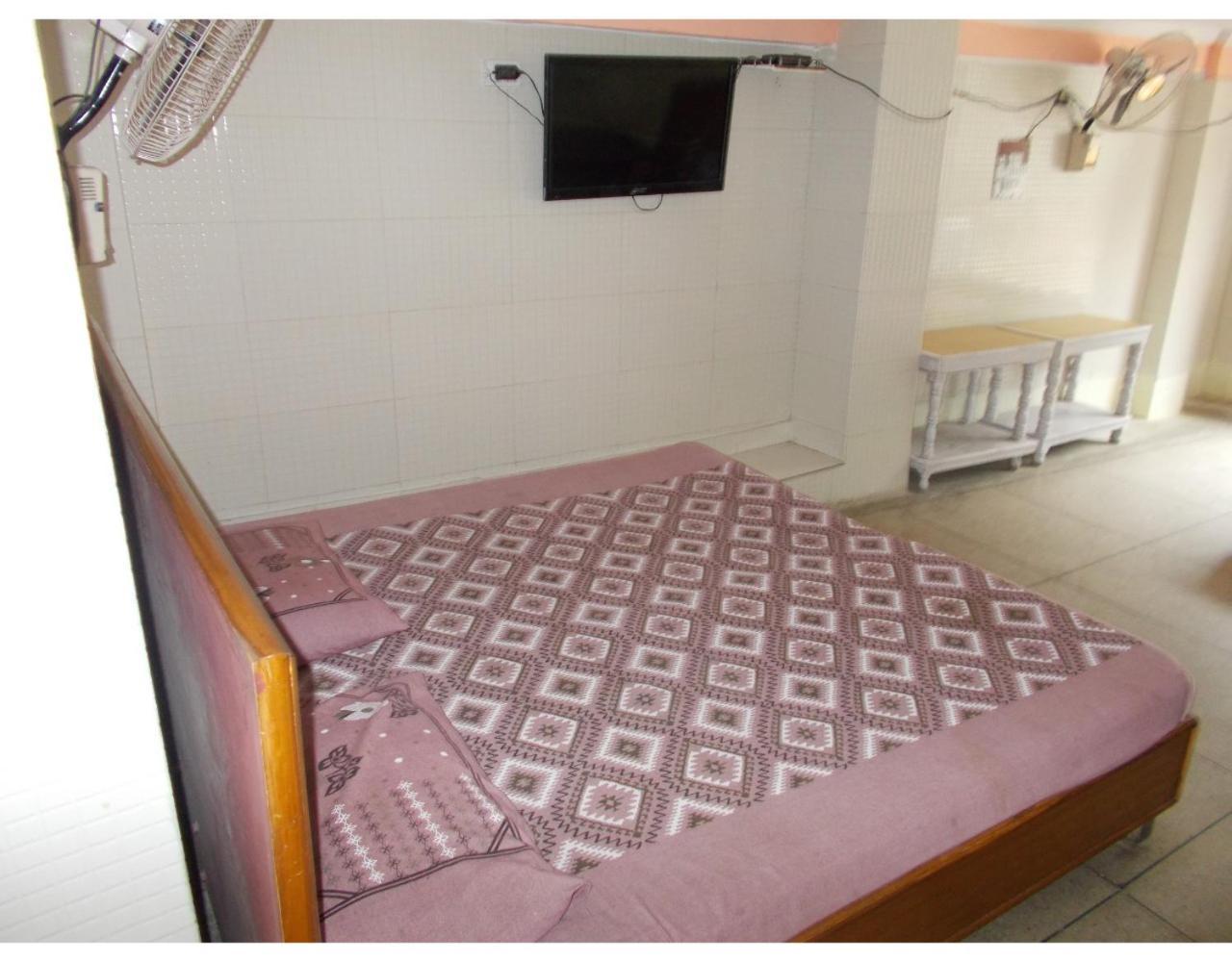Guest house Near Sachcha Dham Ashram *