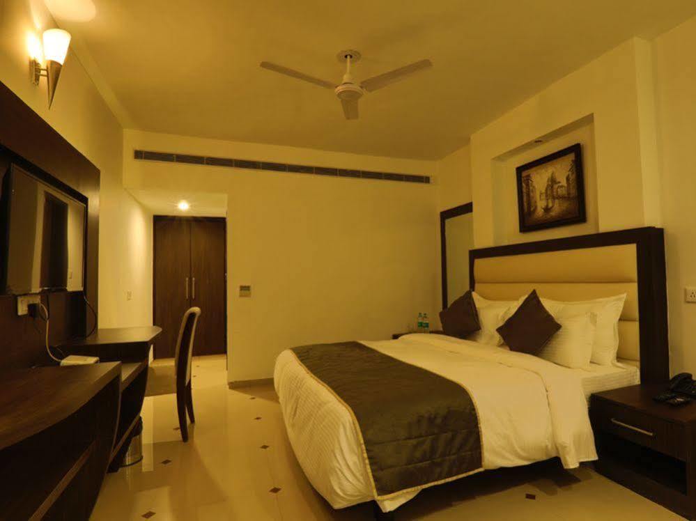 Hotel Natraj Rishikesh
