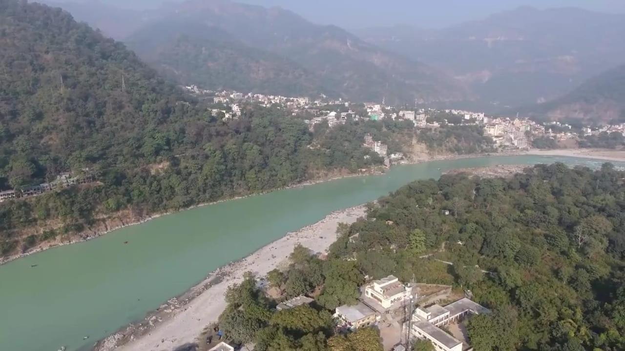 Traditional At Laxman Jhula Hotel