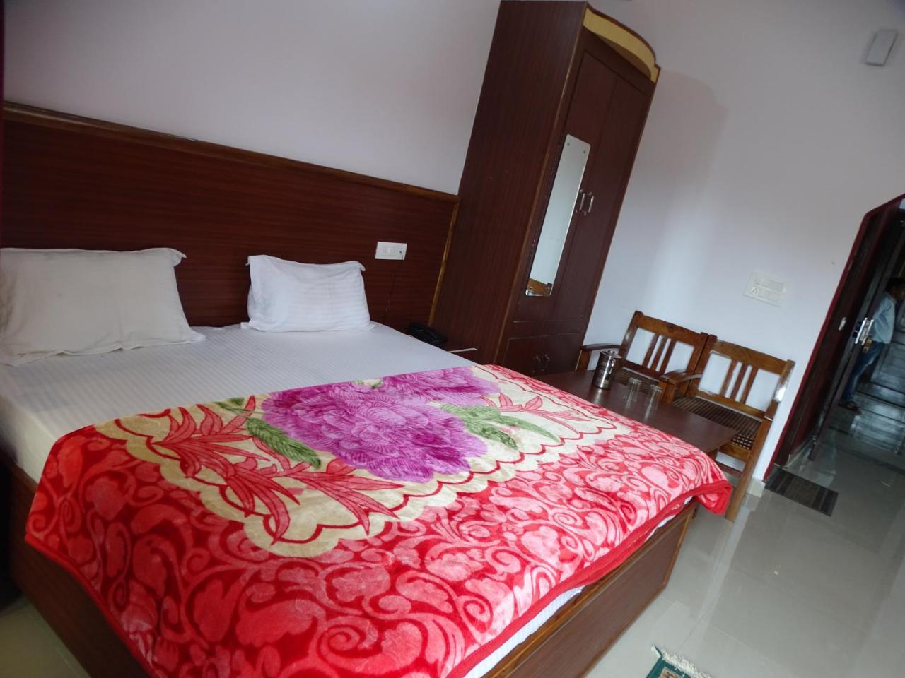 Hotel Shivganga Retreat