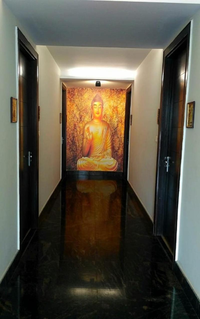 Hotel Holiday Hill Rishikesh