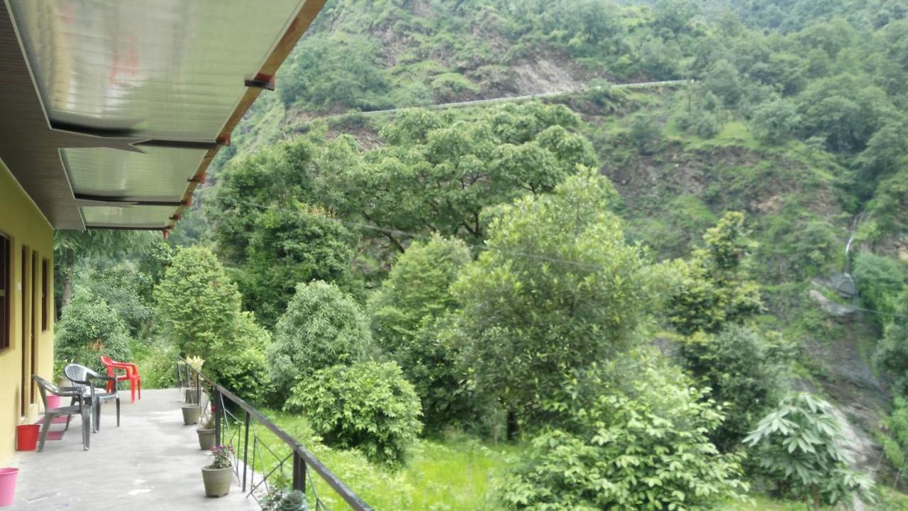 Resort Kedar Valley *