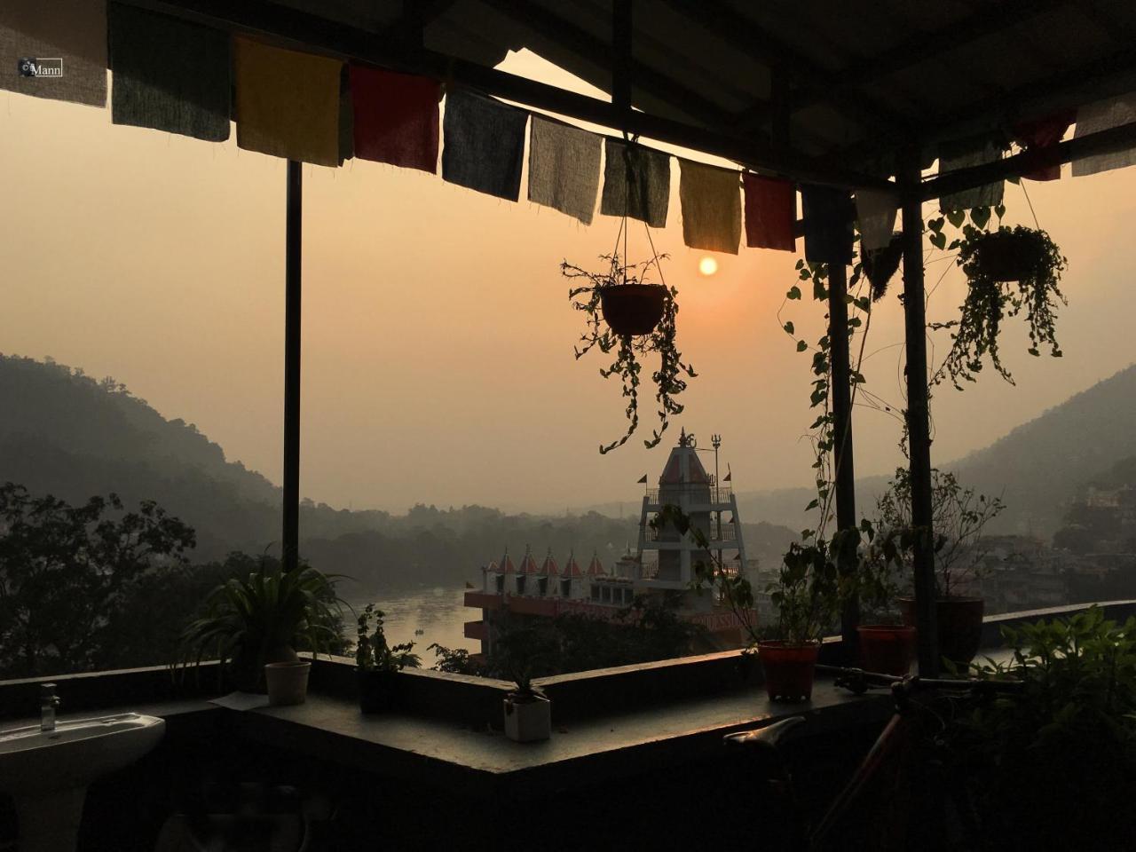 Hostel Bunkstay Coworking & Glamping Rishikesh