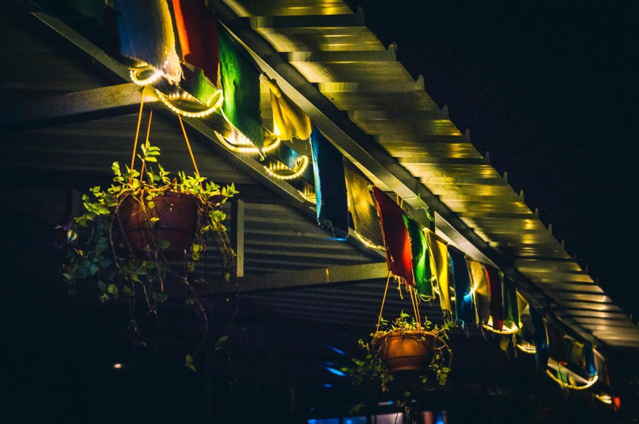 Bunkstay Coworking & Glamping Hostel *