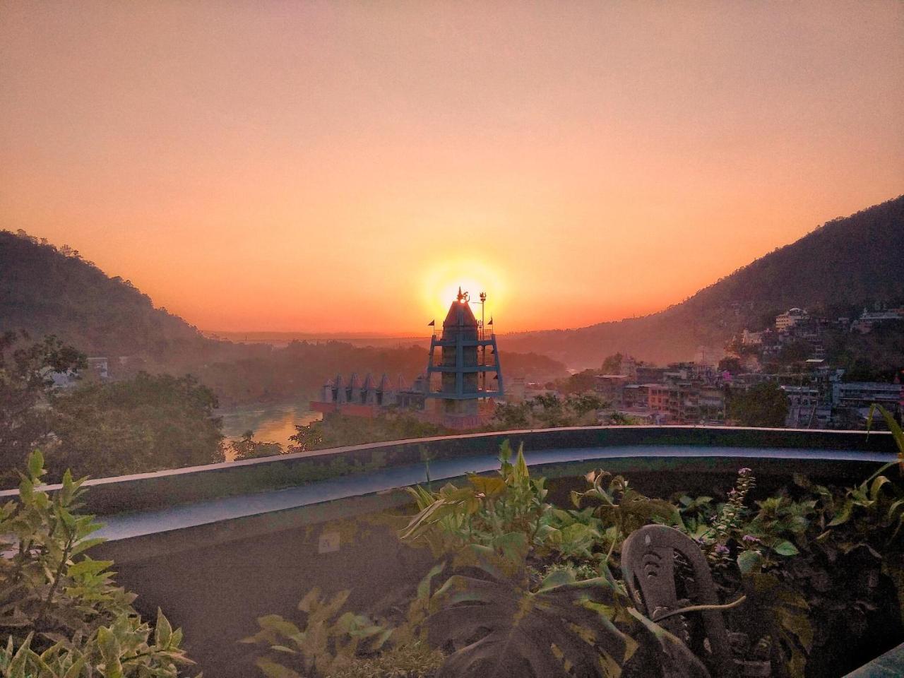 Hostel Bunkstay Coworking & Glamping Rishikesh