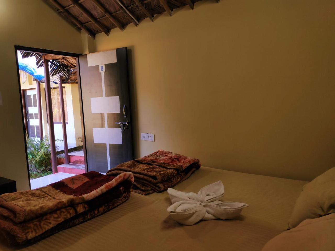 Garud Chatti River Resort