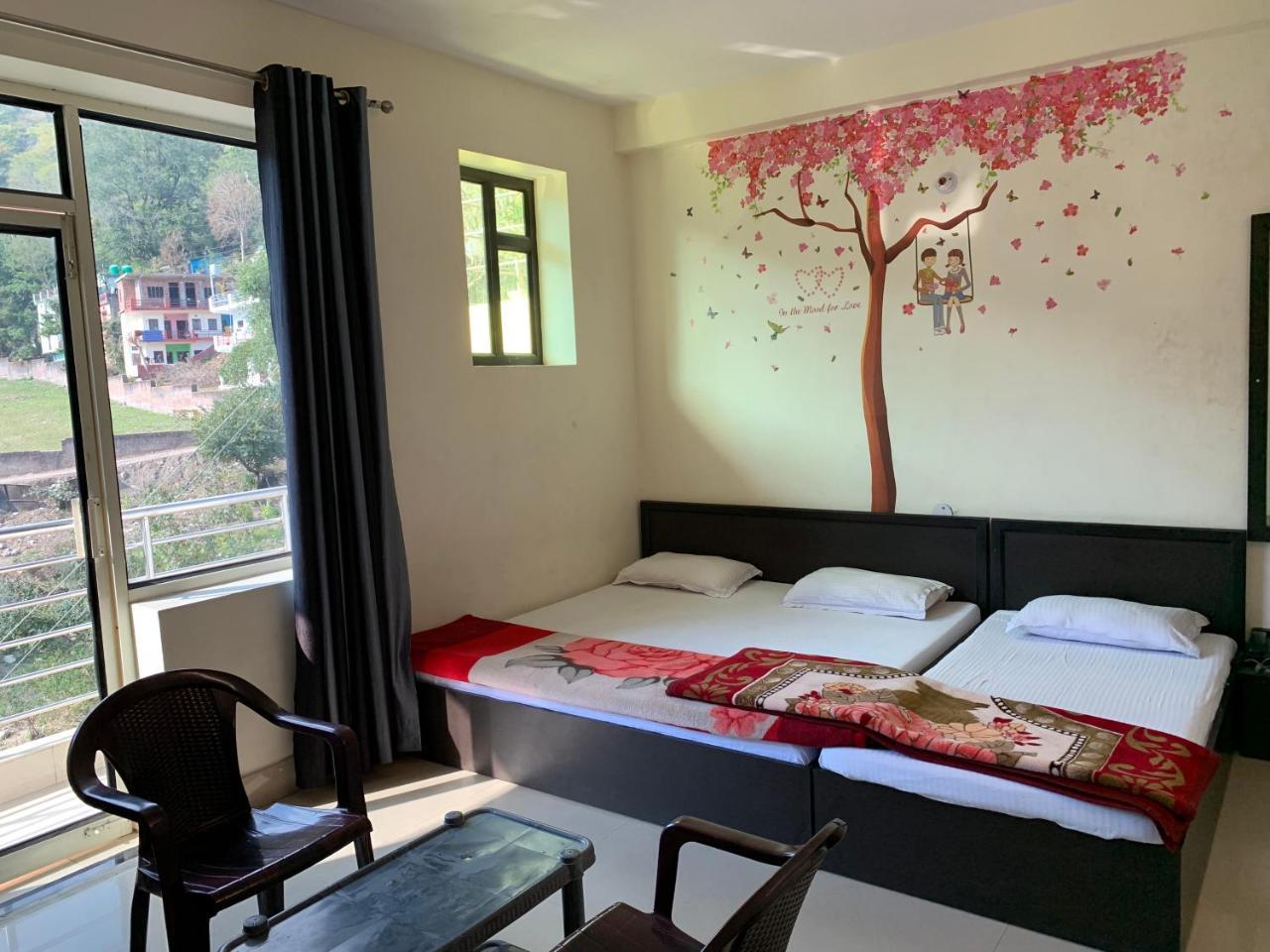 Shiv Hotel Rishikesh