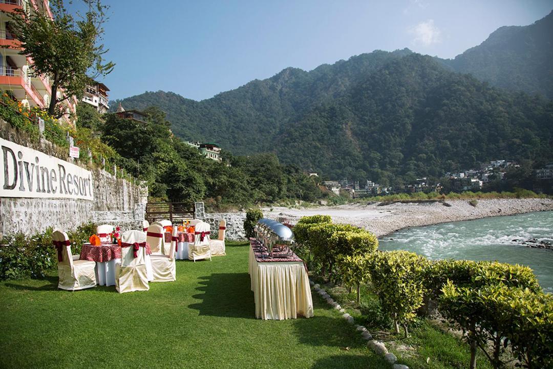 Resort Divine &