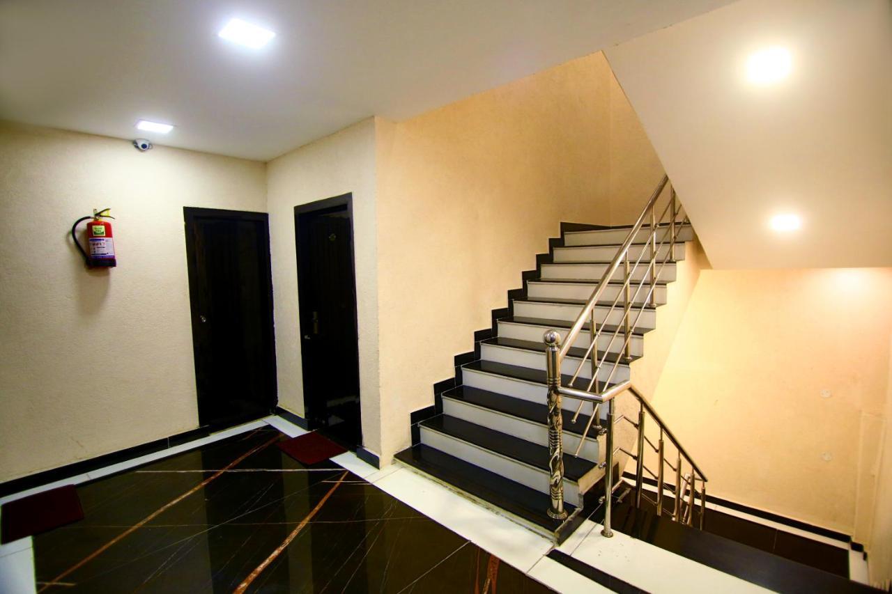 Hotel Gharonda 3*