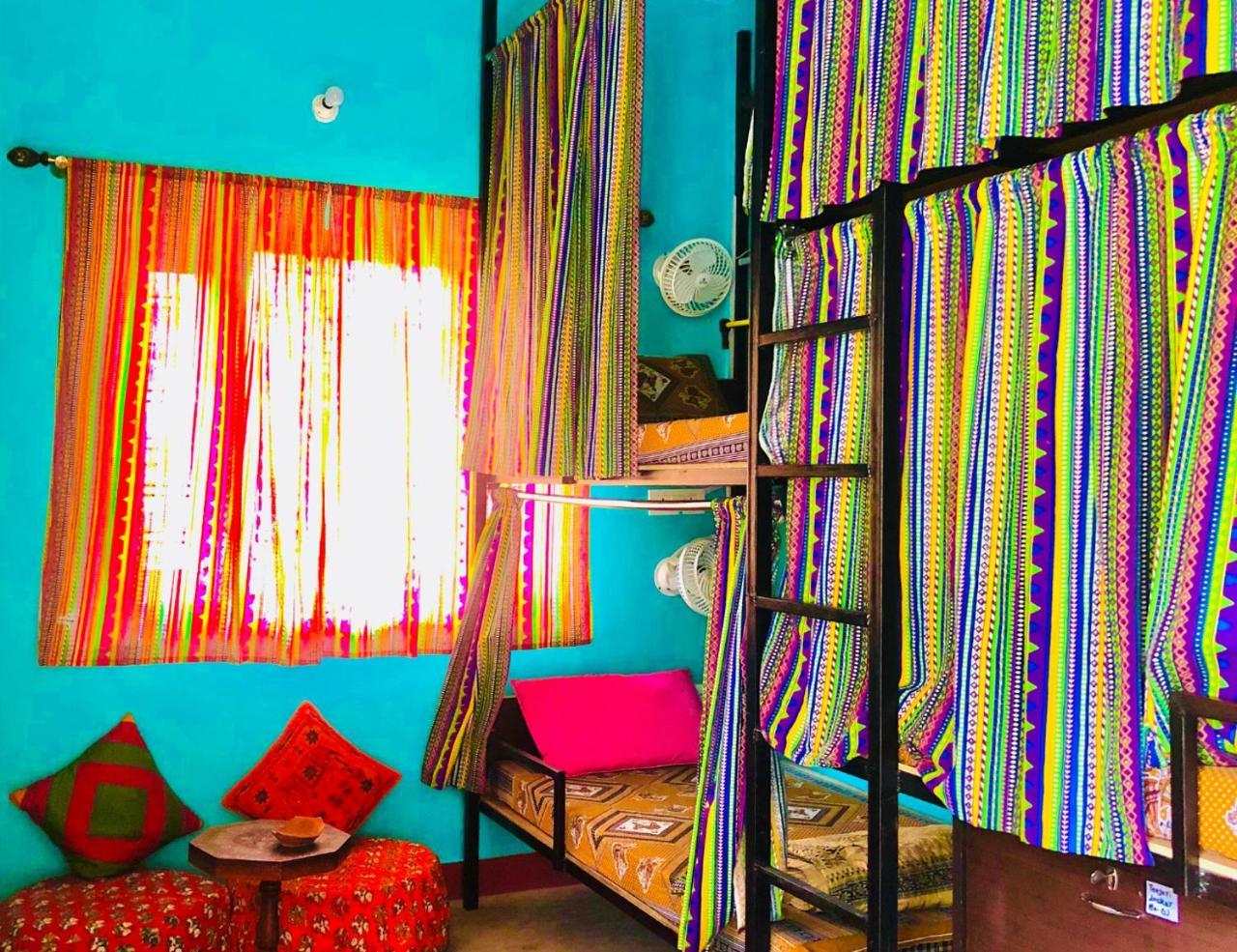 Hipostel Hostel *