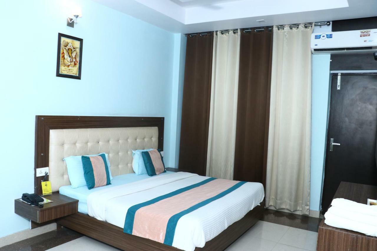 Trihari Hotel Rishikesh