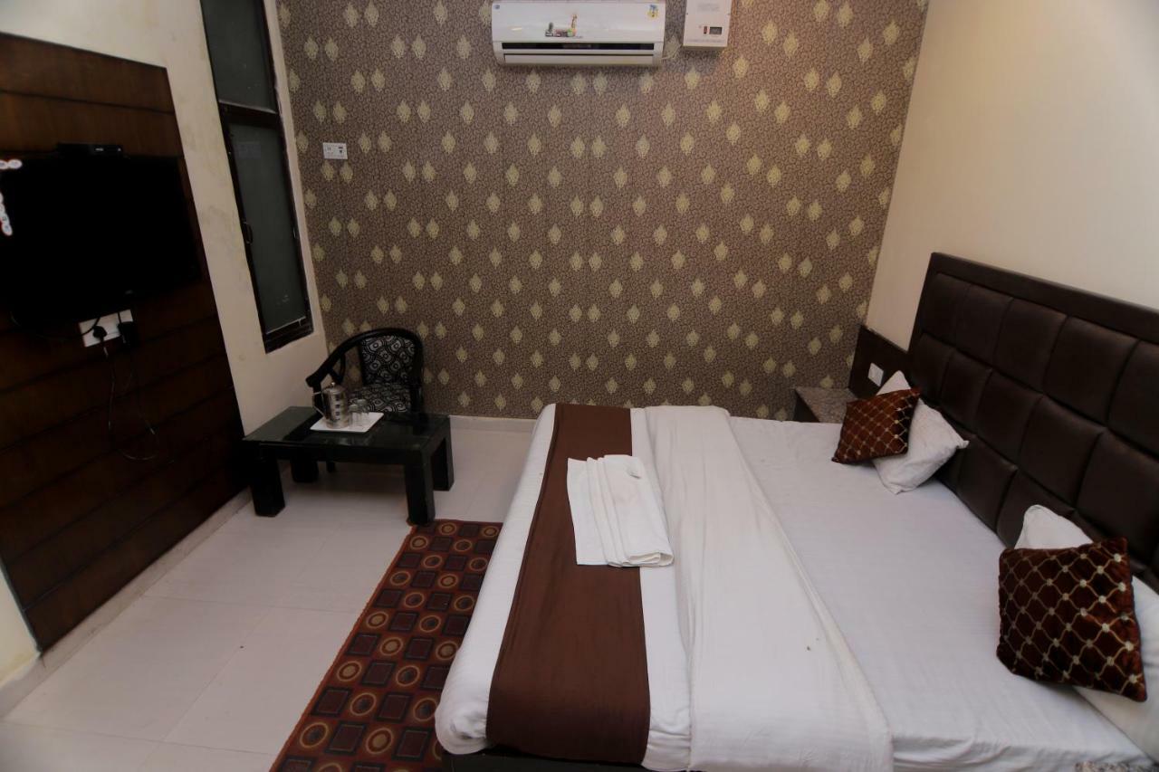 Hotel Sk International