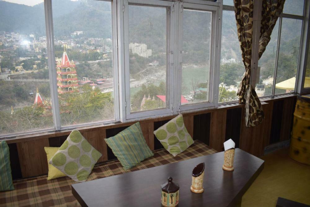 Hare Rama Hotel