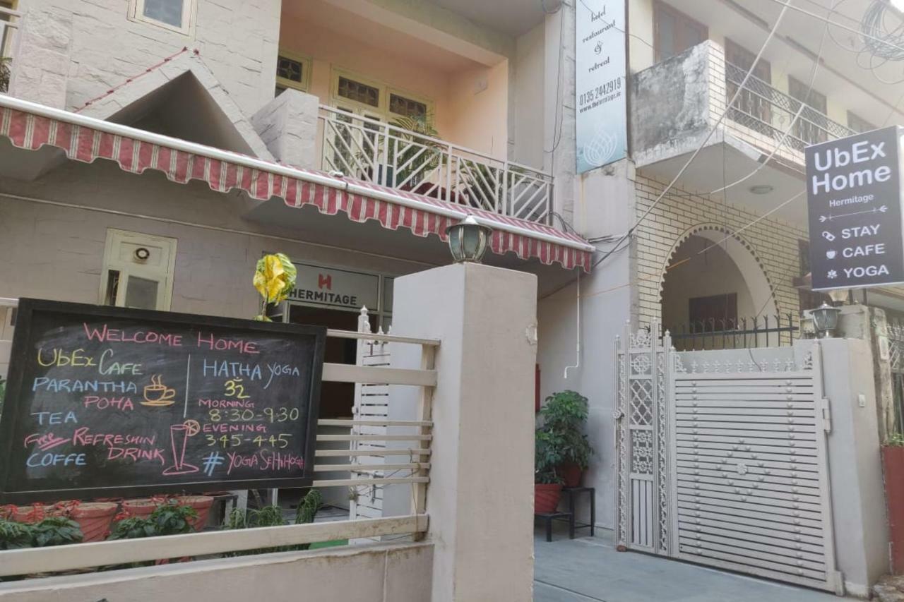 Ubex Hotel