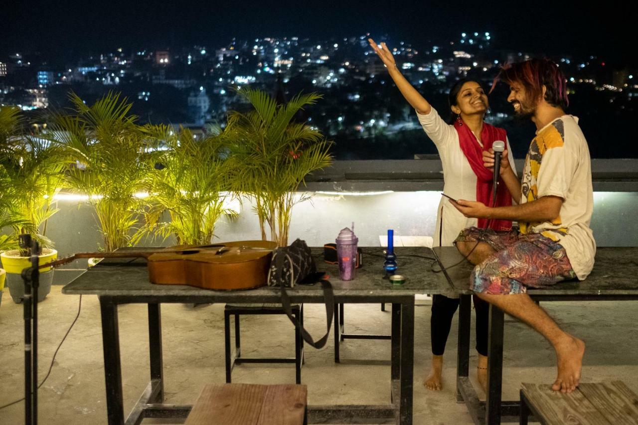 Bunkstay Coworking & Glamping *