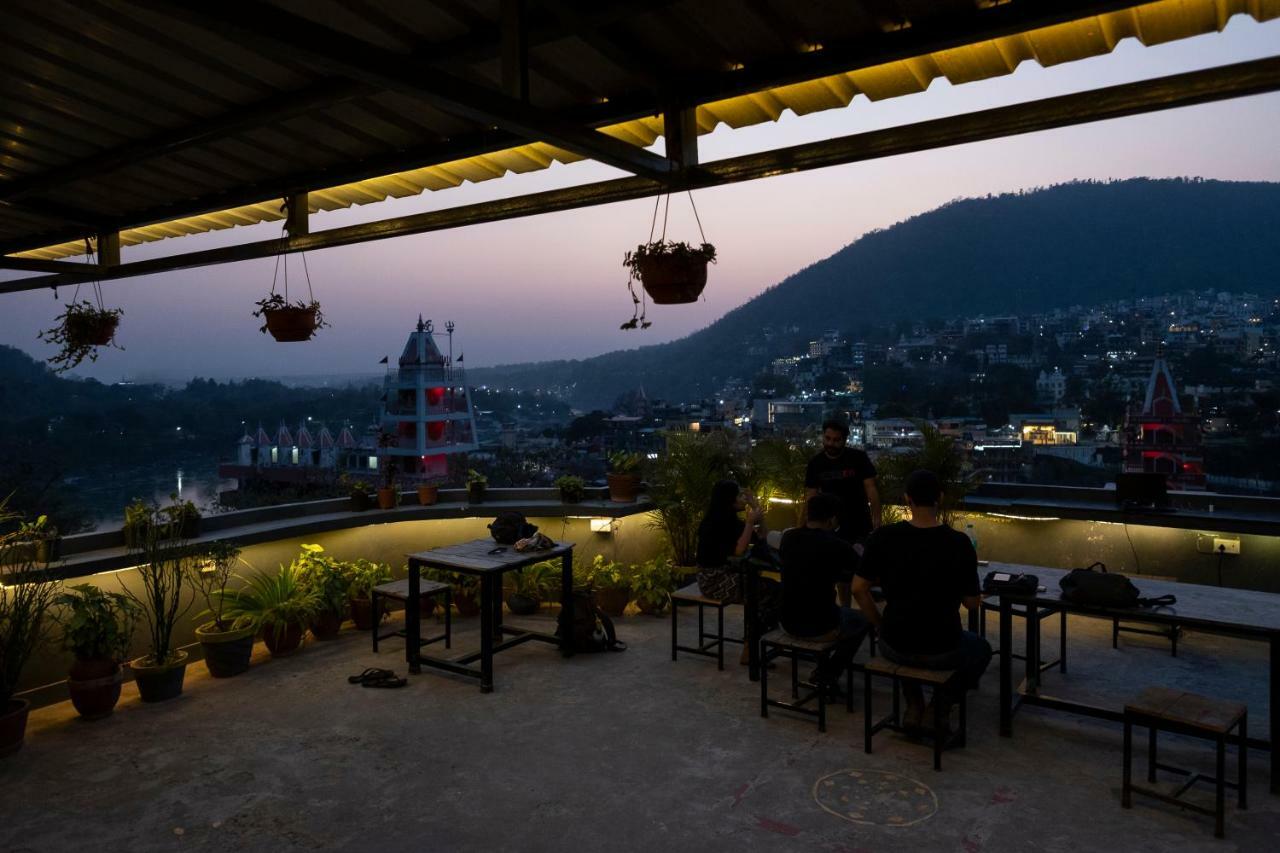 Hostel Bunkstay Coworking & Glamping *