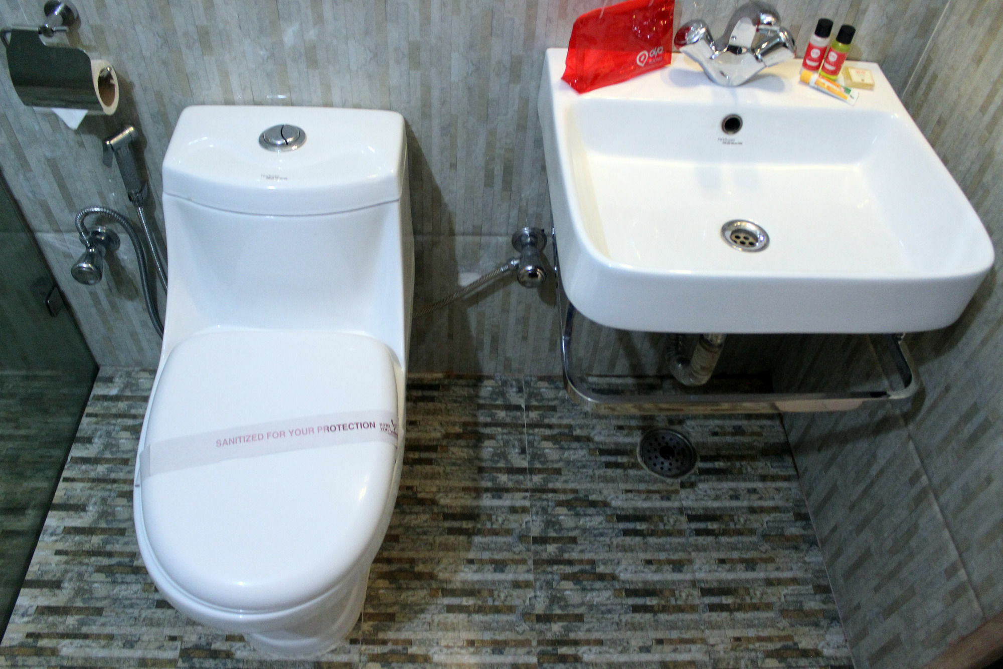 Oyo Premium Mukti Dham 3* Rishikesh