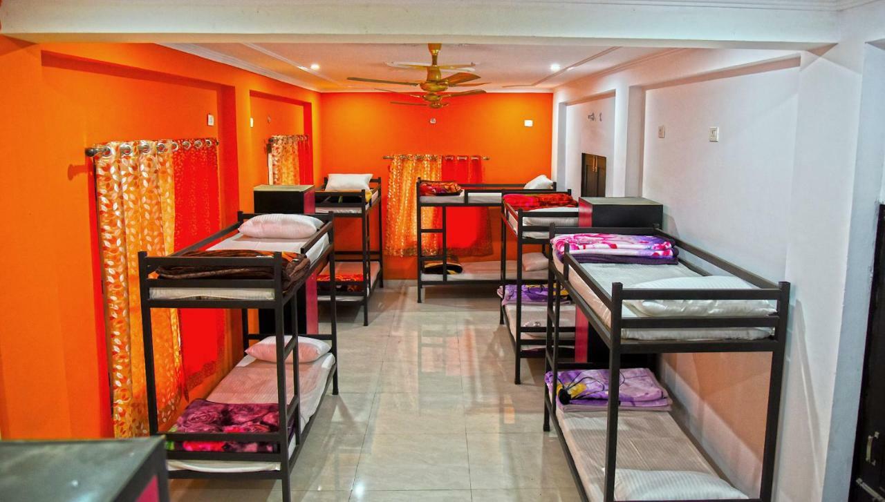 Yoga Resort Tapovan Hotel *