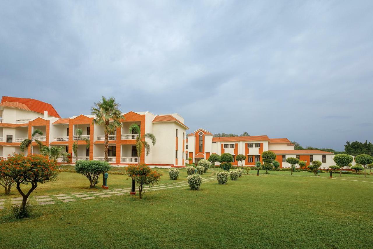 Resort Naturoville Ayurvedic And Yoga Retreat 4*