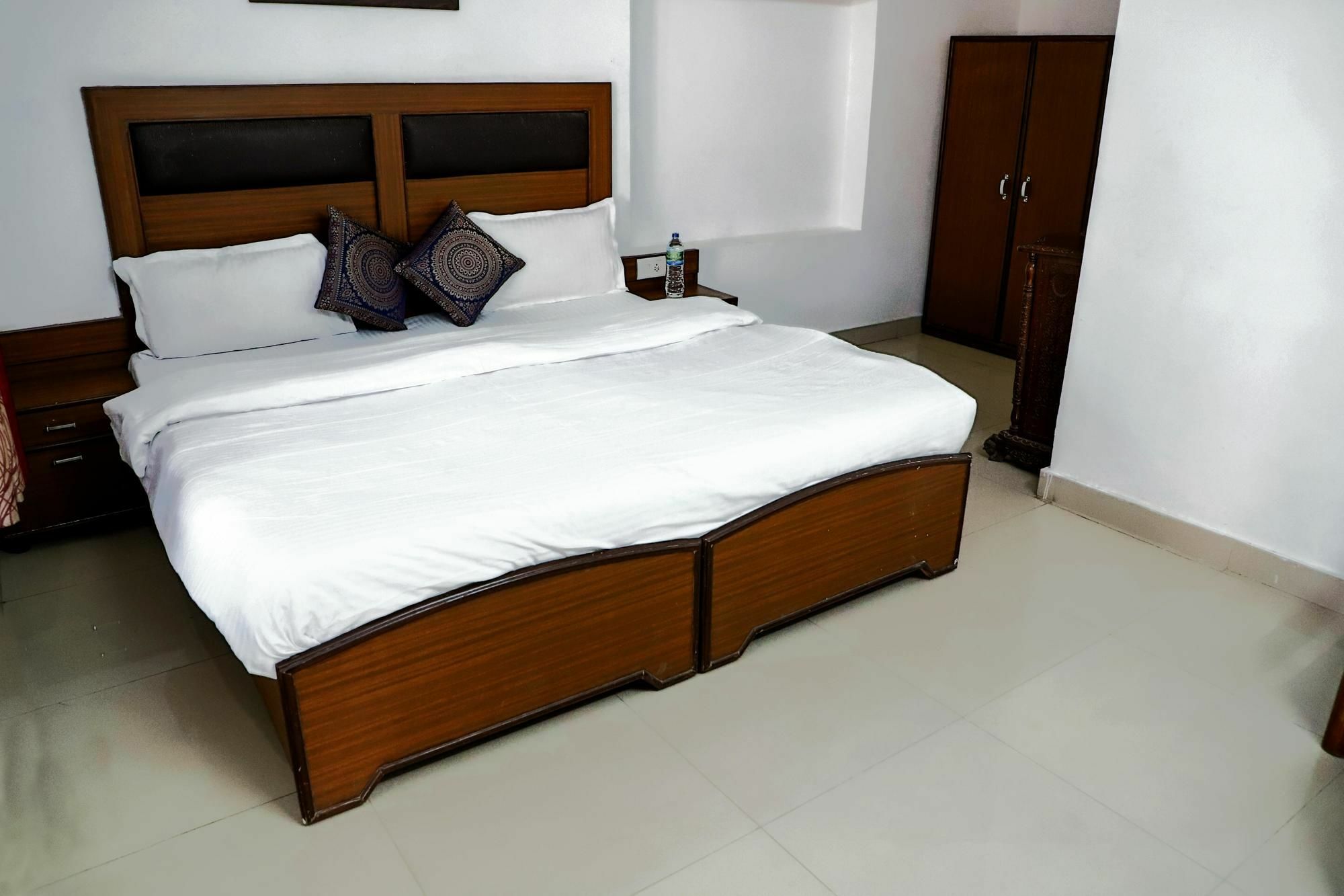 Swiss And By Salvus Hotel 2*