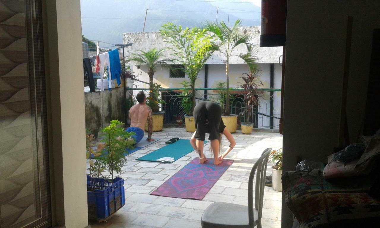 Gungun Homestay *
