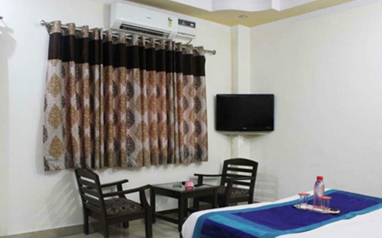 Leisure Palace 3*