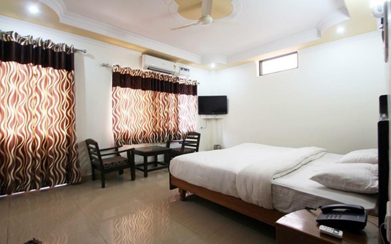 Hotel Leisure Palace 3*
