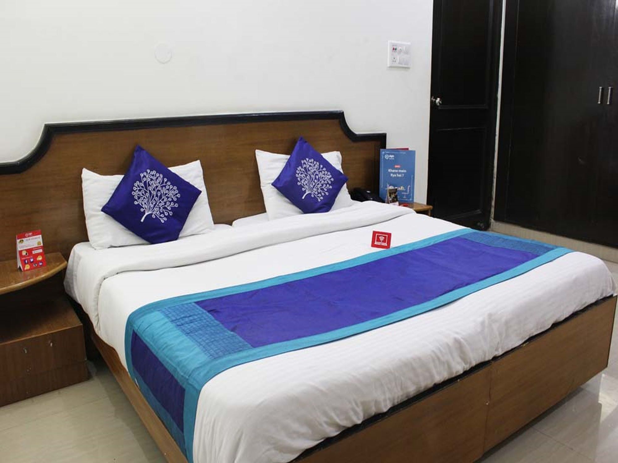 Hotel Oyo 1811 Leisure Palace 2*
