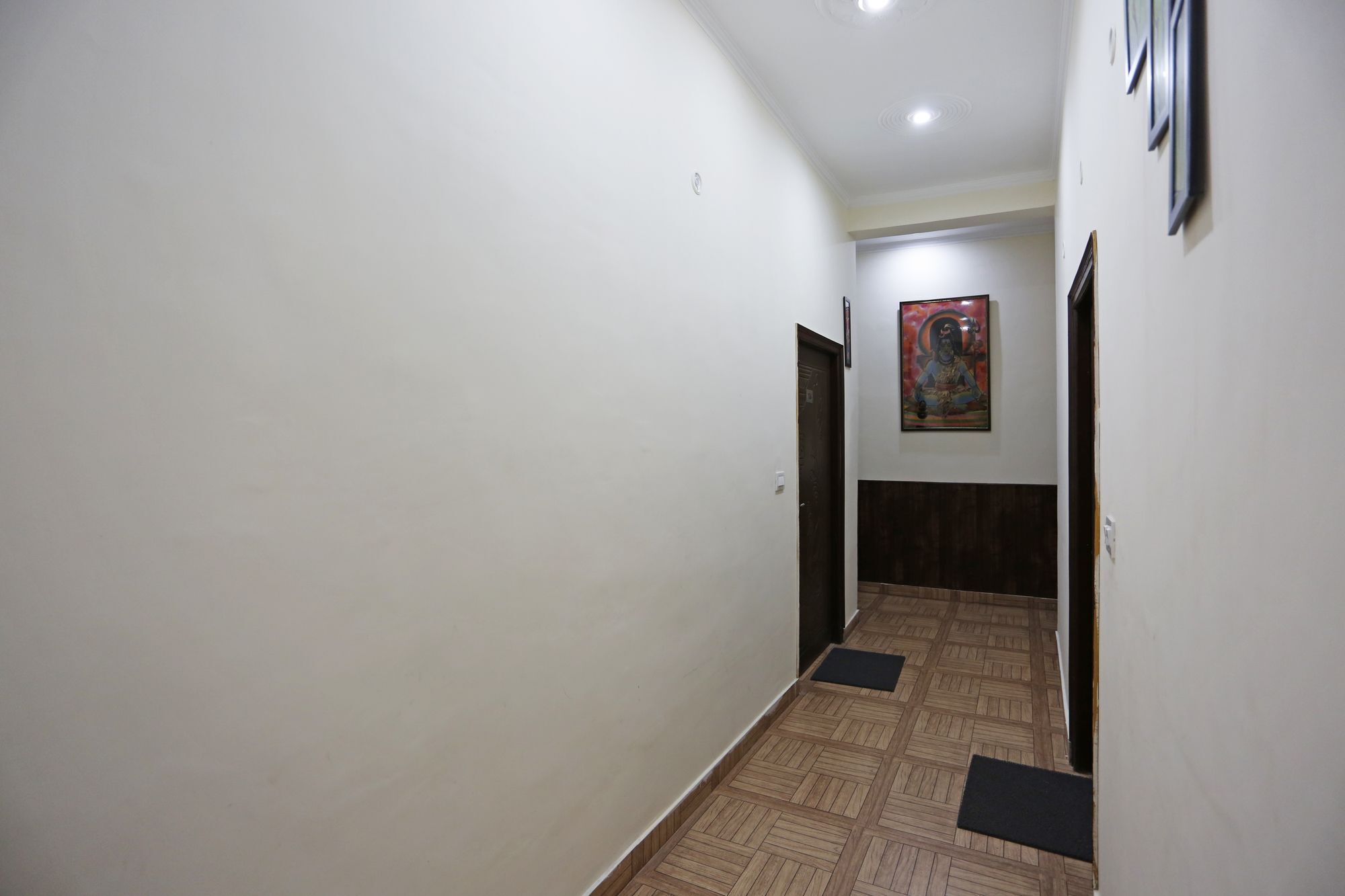 Oyo 081 Tapovan 3*