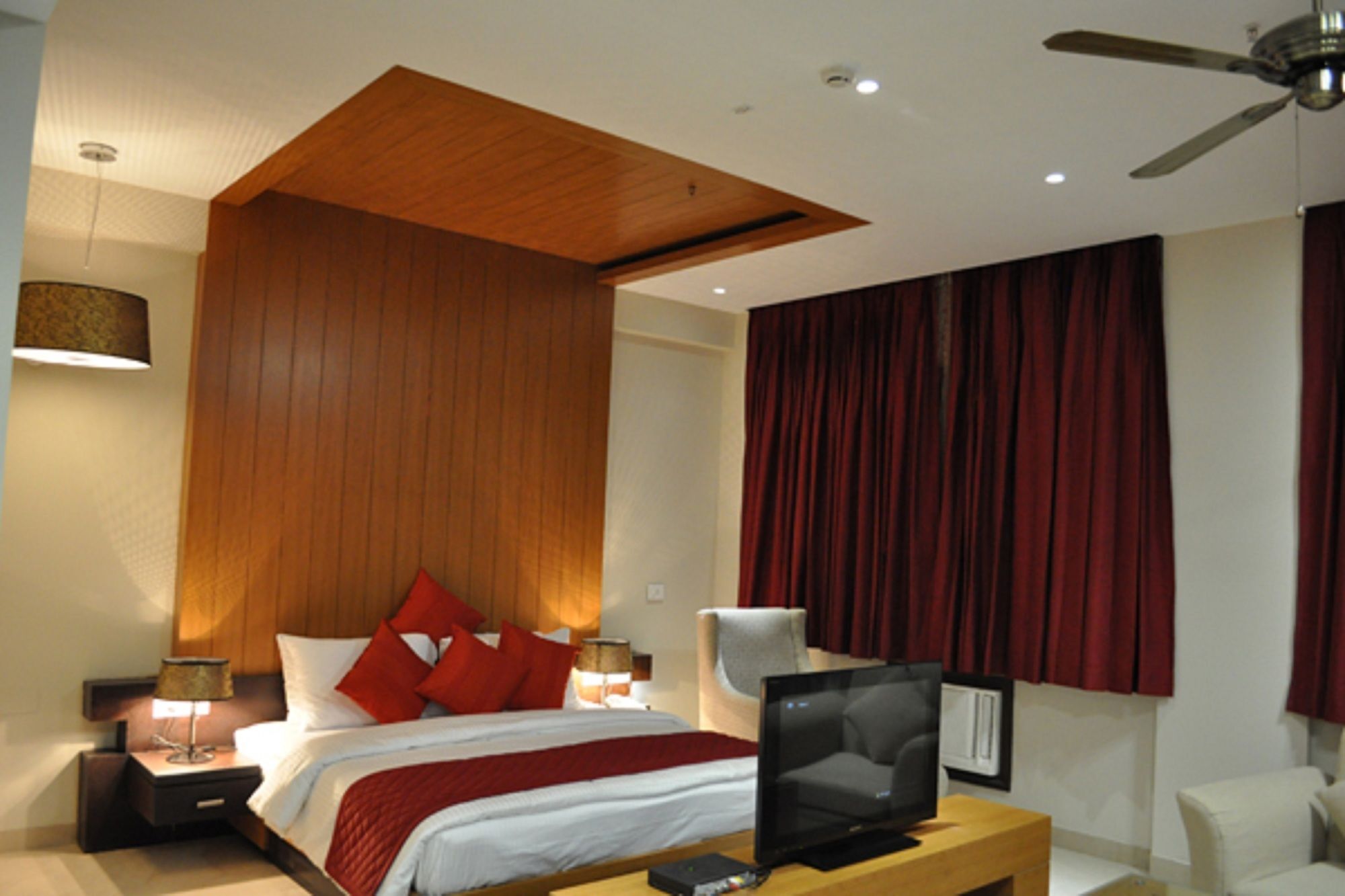 Hotel The Amaris