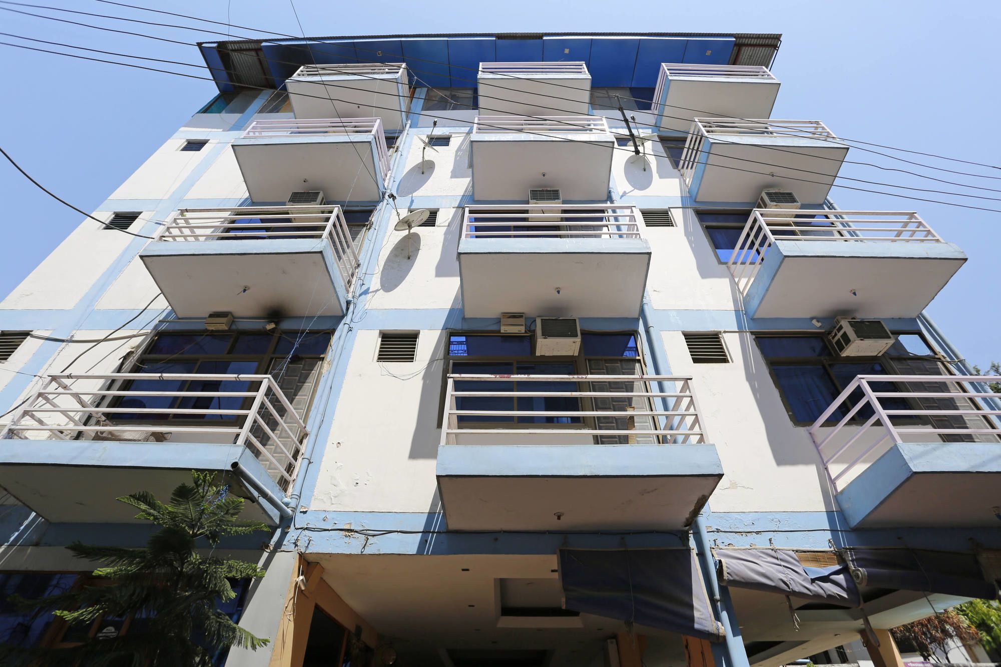 Hotel Oyo 4475 Akash Continental 3*