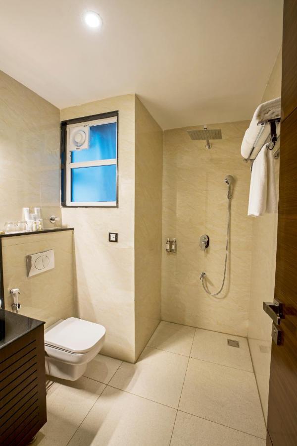 Regenta On The Ganges Hotel 4*
