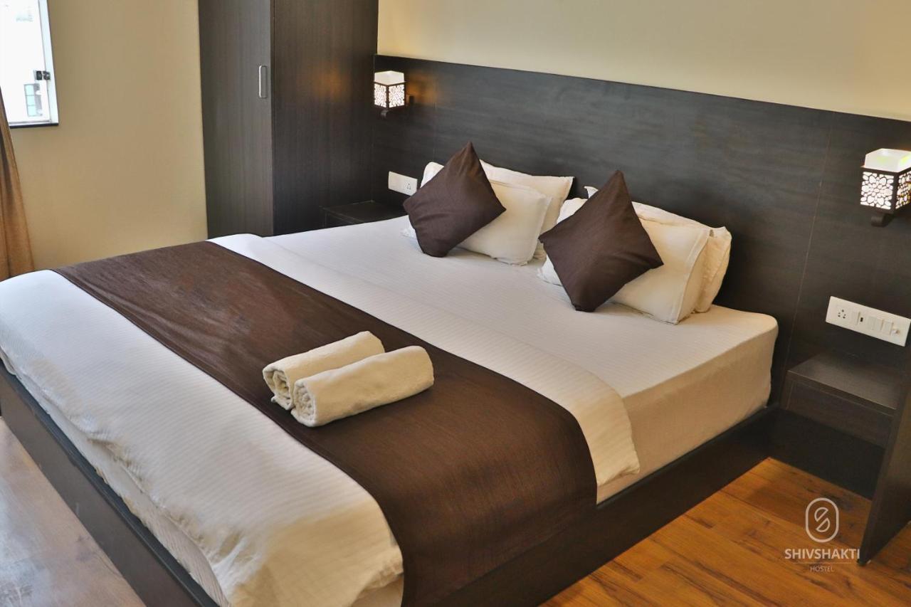 Shiv Shakti Hostel *