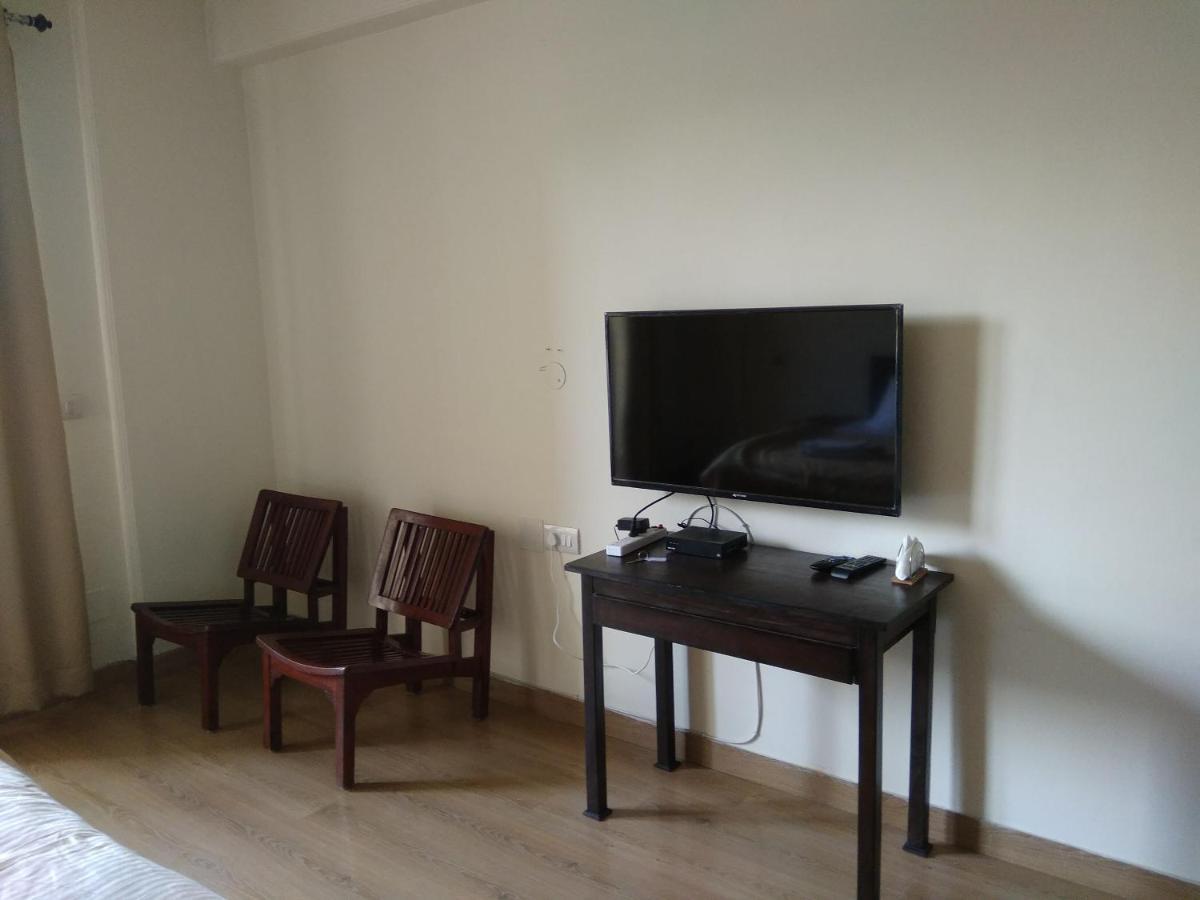 Aloha Service Apartment *