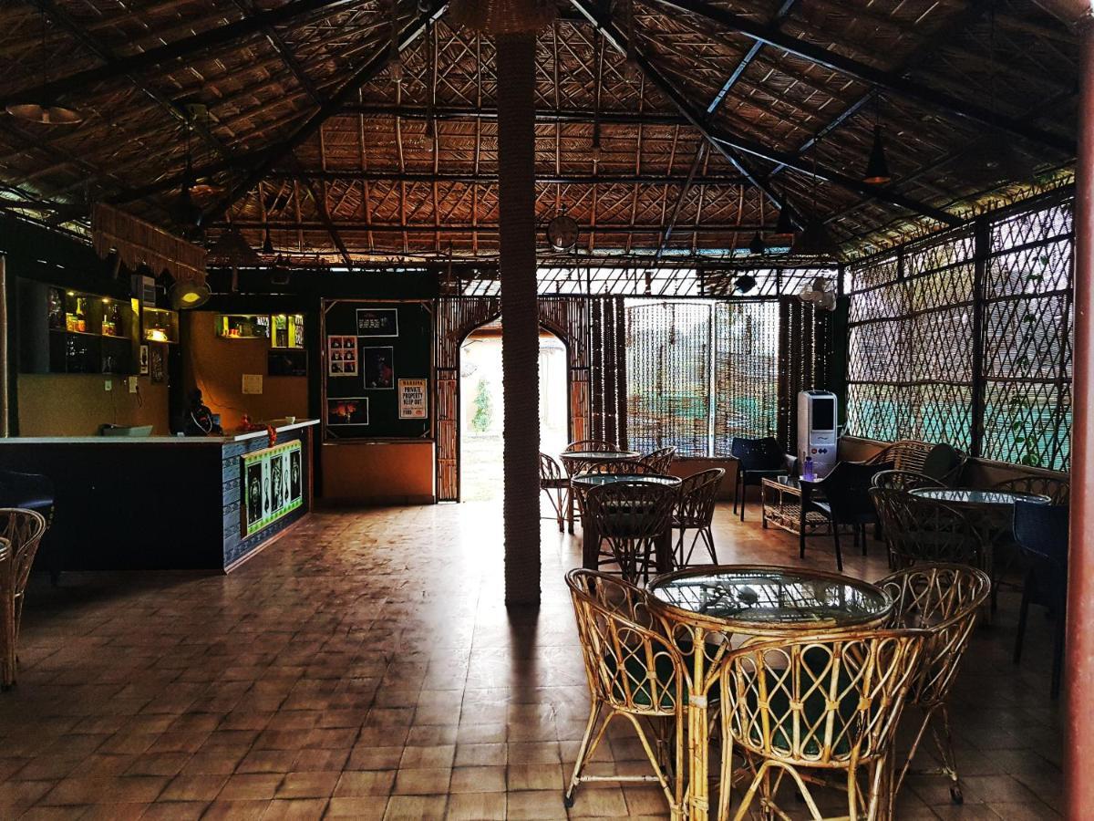 Rajaji Downtown & Cafe
