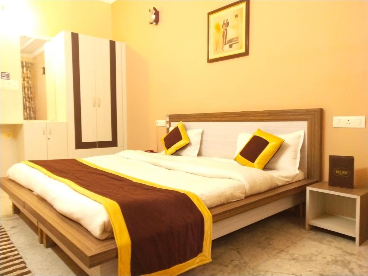Hotel Ubex 3*