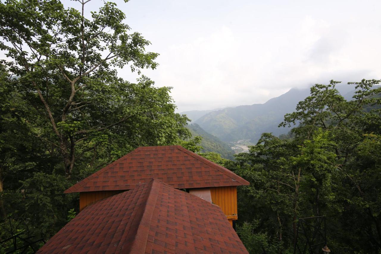 Hotel Shaantam & - 4*