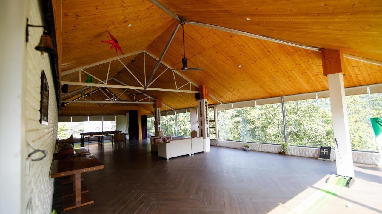 Hotel Shaantam & - 4*